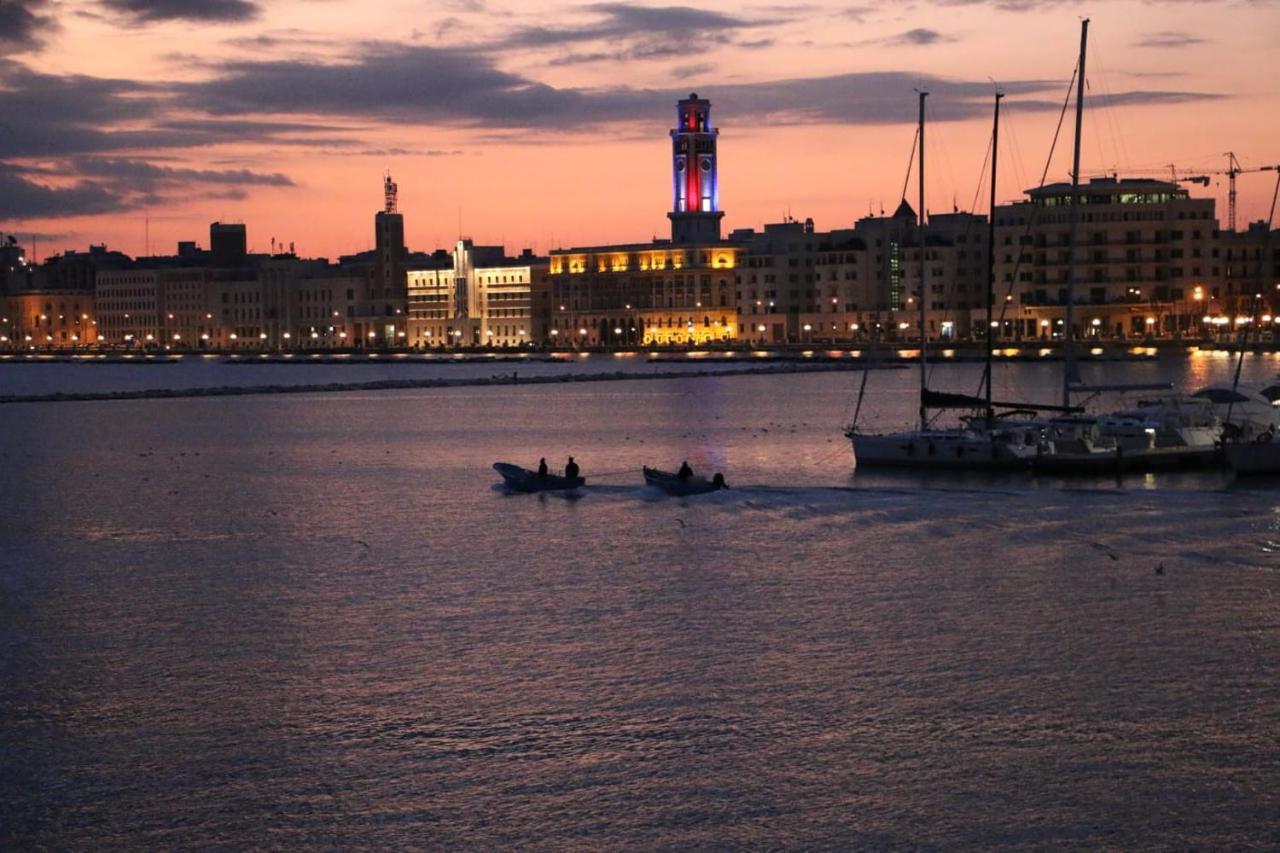 Botel Odissea Barca Per Sognare *